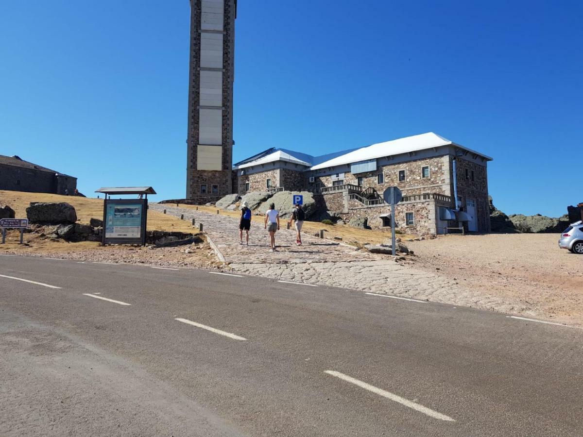 Hospedería del Santuario de la Peña de Francia El Cabaco Exterior foto
